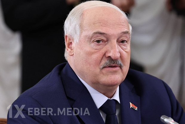 Lukaşenko Zelenskinin təhdidlərini şərh edib