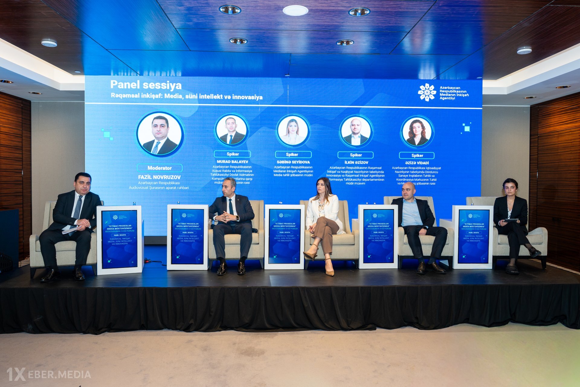 “İctimai proseslər media müstəvisində” mövzusunda III Forum “Rəqəmsal inkişaf: Media, süni intellekt və innovasiya” adlı panel sessiya ilə yekunlaşıb