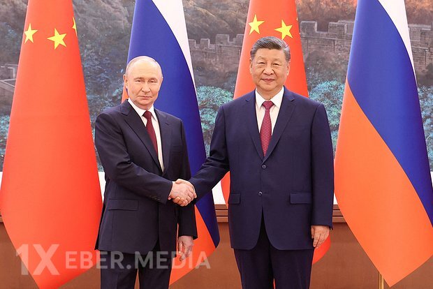 Putin və Si Cinpinin danışıqları başa çatıb