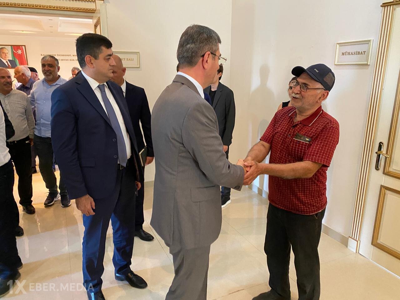Elşən Salahov Türkan qəsəbəsində vətəndaşlarla görüşdü