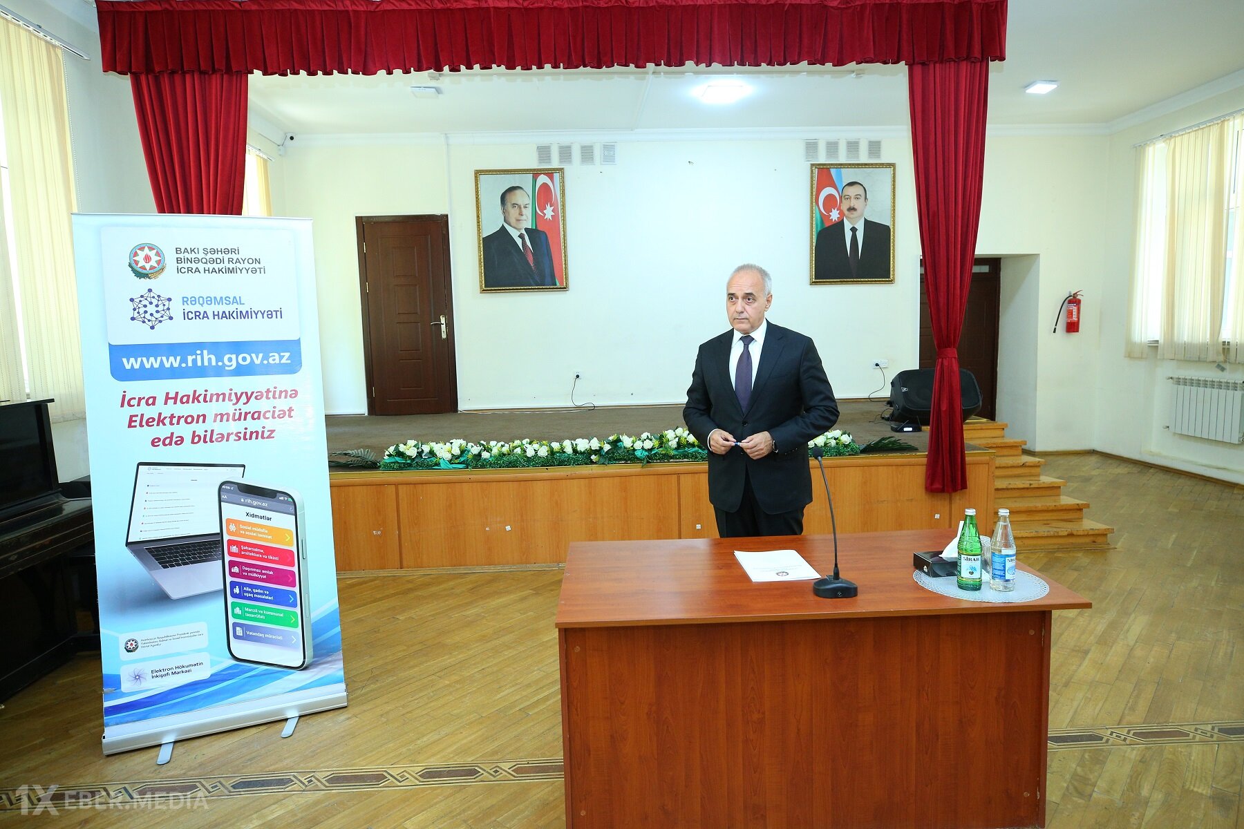 Elxan Allahverdiyev M.Ə.Rəsulzadə qəsəbə sakinləri ilə görüşdü