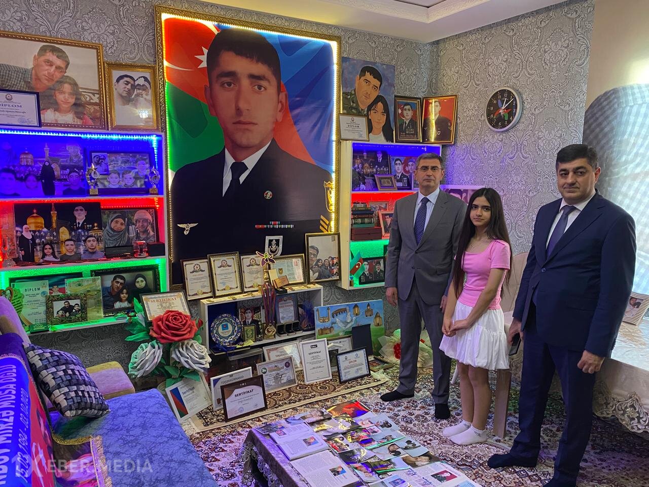 İcra başçısı şəhid qızının ad günündə...
