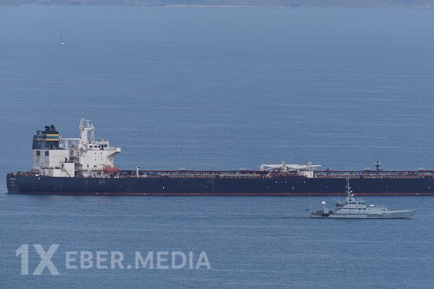 Tankerin həbsindən sonra Britaniya Rusiyanın reaksiyasını gözləyir