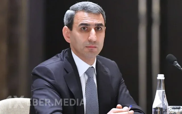 Bakı-Tbilisi-Qars dəmir yolu xətti ilə sərnişin daşınması məsələsinə aydınlıq gətirildi