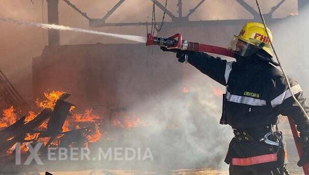 Bakıda baş verən yanğın söndürüldü