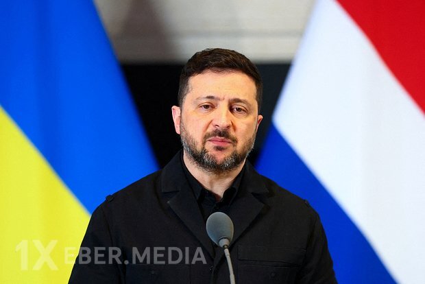 Mediada Zelenski ilə bağlı qalmaqallı iddia yayılıb