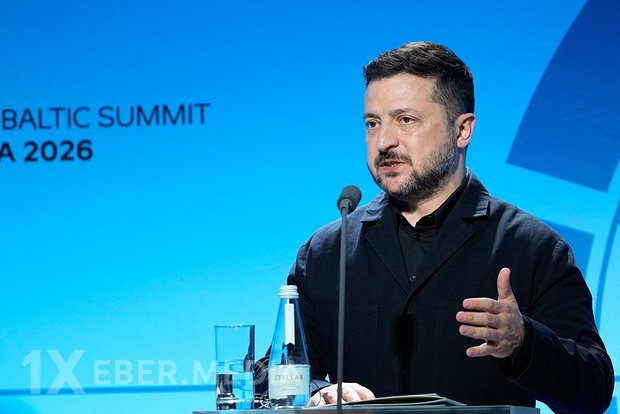 Zelenski Trampla Putinin də iştirak edəcəyi üçtərəfli görüş barədə danışıb