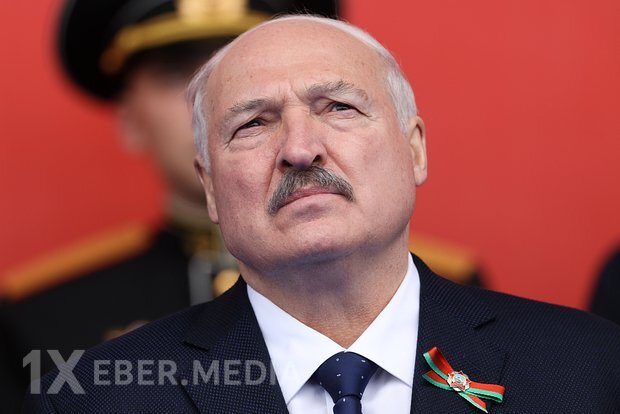 Lukashenko Rusiya ilə Ukrayna arasındakı münaqişənin başa çatacağı vaxtı açıqlayıb