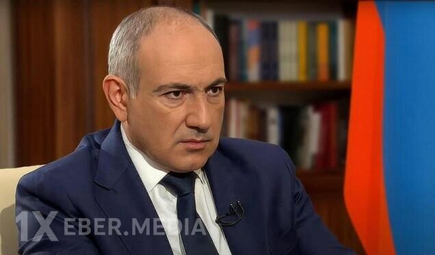 Paşinyan Putinlə danışdıqdan sonra dəstəyi çırpıb...