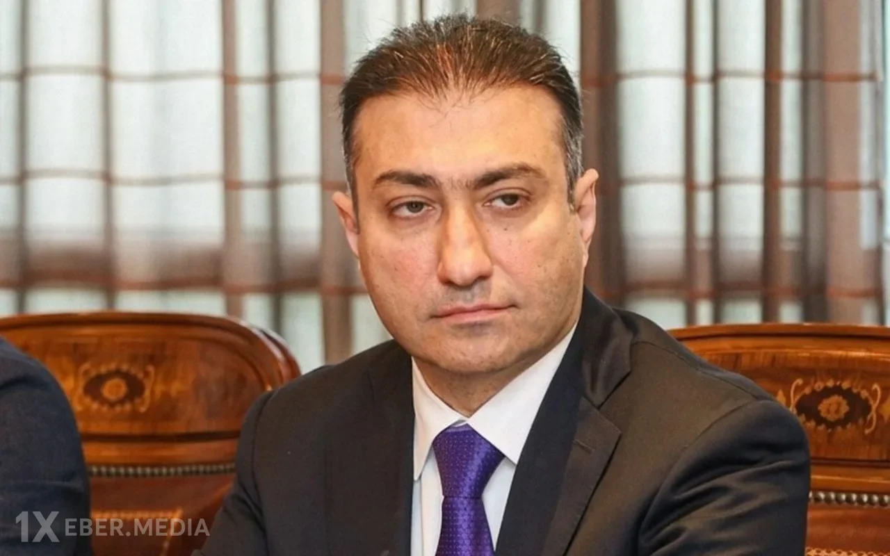 Anar Bayramov 4 departament müdirini vəzifəsindən azad etdi