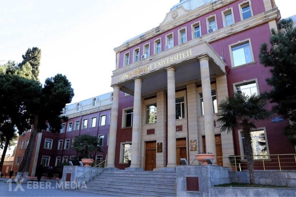 Tədris ili bitir, GDU rəhbərliyi indi noutbook alır