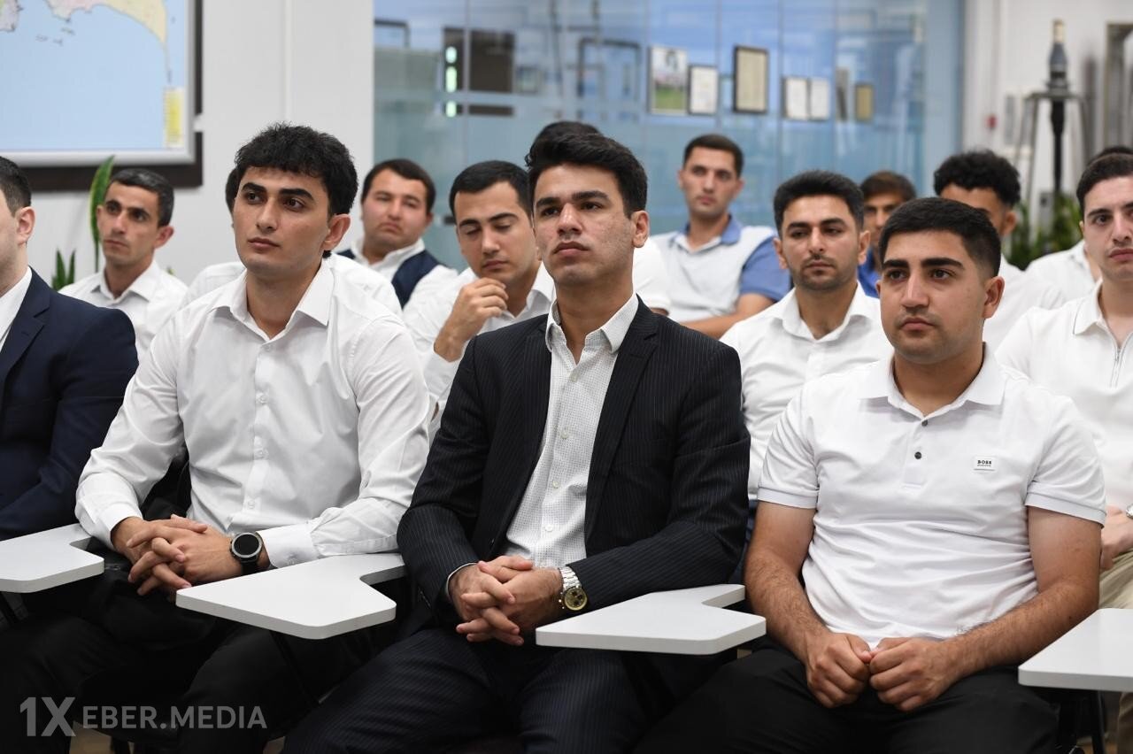 “Azərişıq” və Agentliyin birgə layihəsi: İşsizlər yeni imkanlar əldə edib (FOTOLAR)
