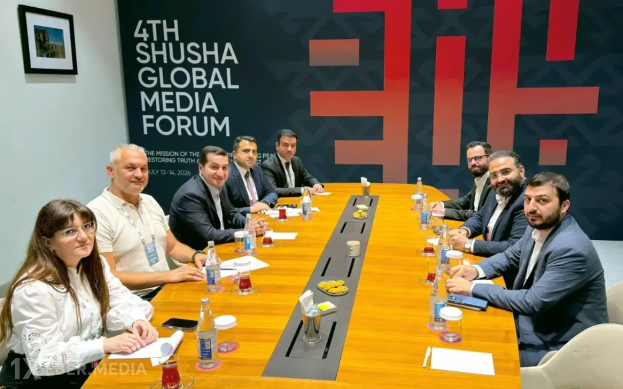 Hikmət Hacıyev Şuşada Suriyanın informasiya naziri ilə görüşdü