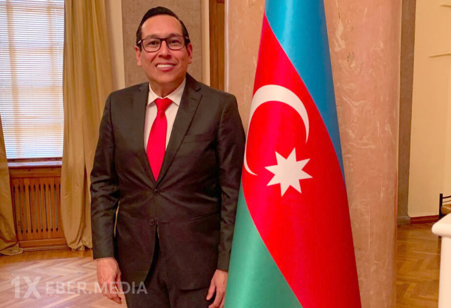 Paraqvaylı siyasətçi Azərbaycanla əməkdaşlığı gücləndirməyə çağırıb