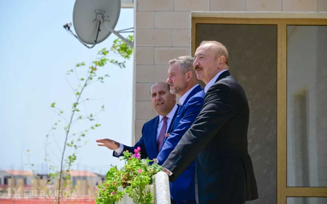Prezidentlər Baş Qərvənd kəndində - FOTOLAR