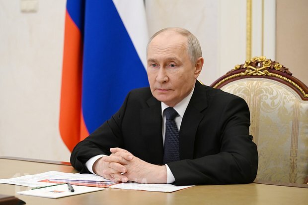 Putinə "Novorossiya" magistralı ilə bağlı məruzə edildi