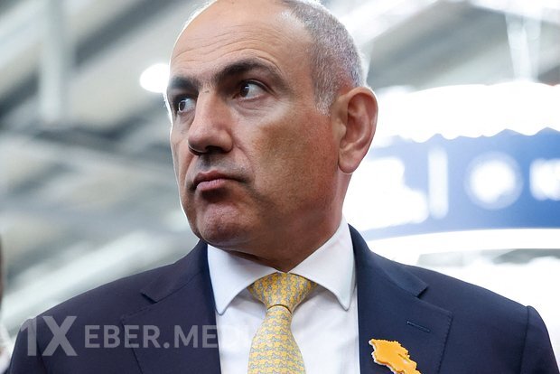 Paşinyan Mişustinlə idxal qadağasını müzakirə edib