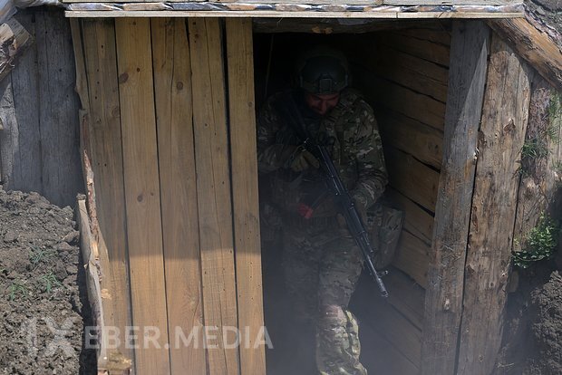 Rusiyalı hücumçu hərbçinin Ukrayna qüvvələri ilə bir neçə gün təkbaşına döyüşdüyü bildirilib