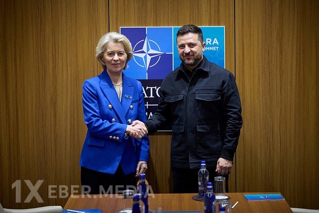 Zelenski yeni orden təsis etdi və ilk olaraq Ursula fon der Lyayeni təltif etdi