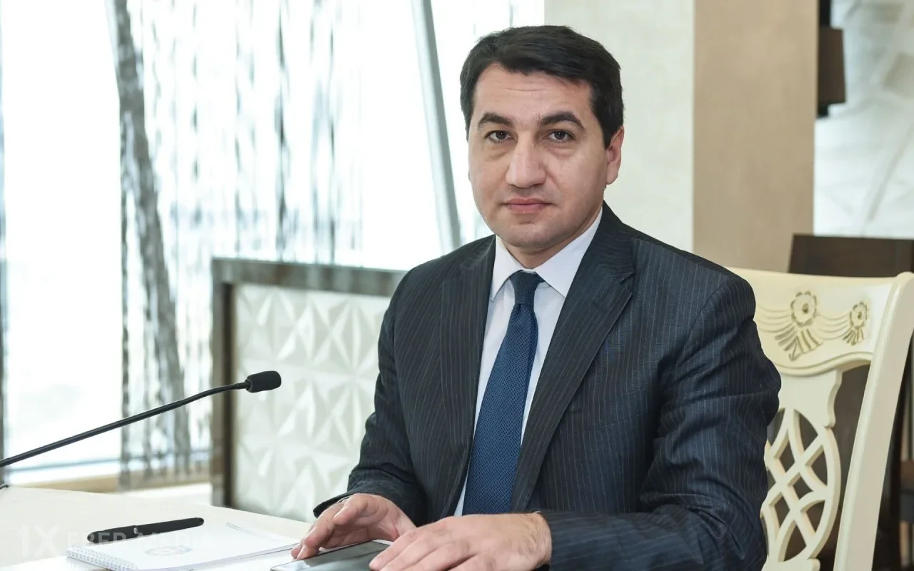 "Prezident İlham Əliyev həm müharibəni, həm də sülhü qazandı" - Hikmət Hacıyev (VİDEO)