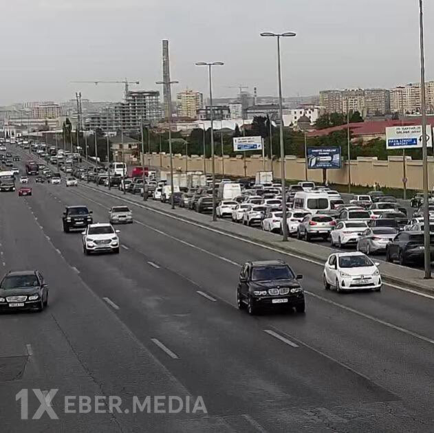 Bakıda sıxlıq olan yollar açıqlanıb