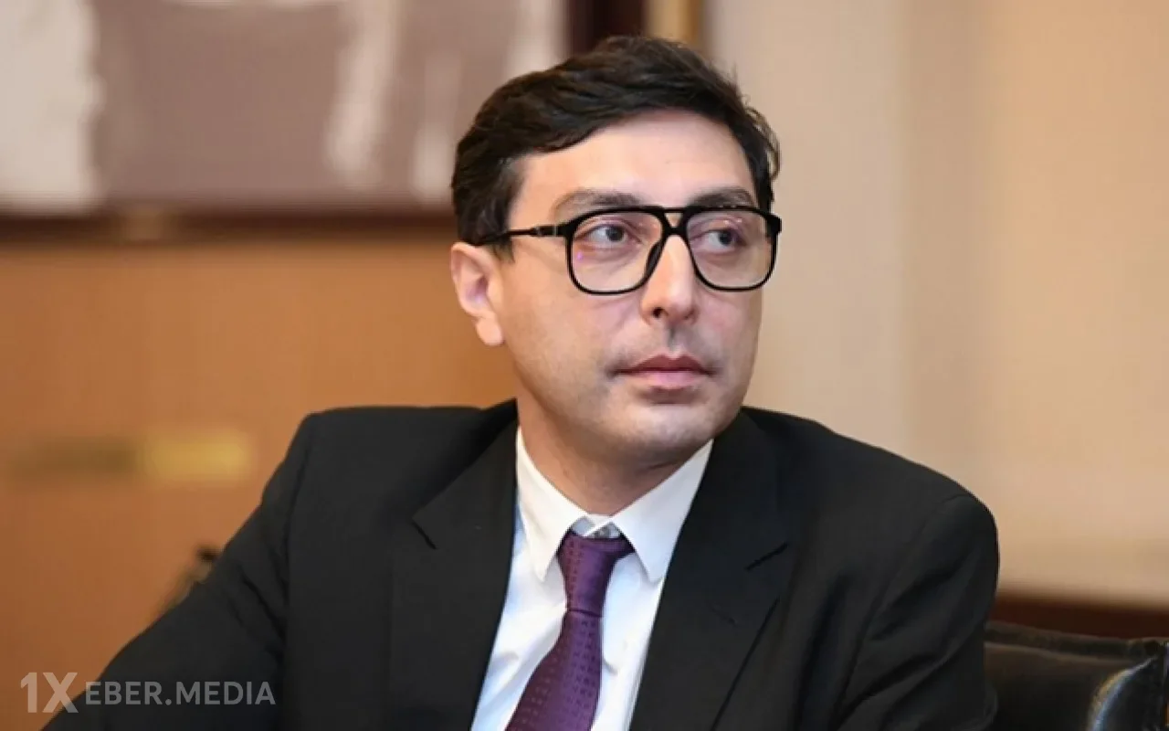 Nazir onu direktor təyin etdi