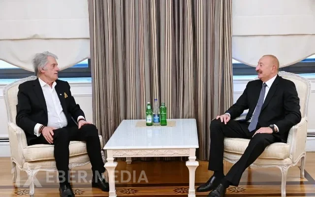 İlham Əliyev Viktor Yuşenko ilə görüşüb