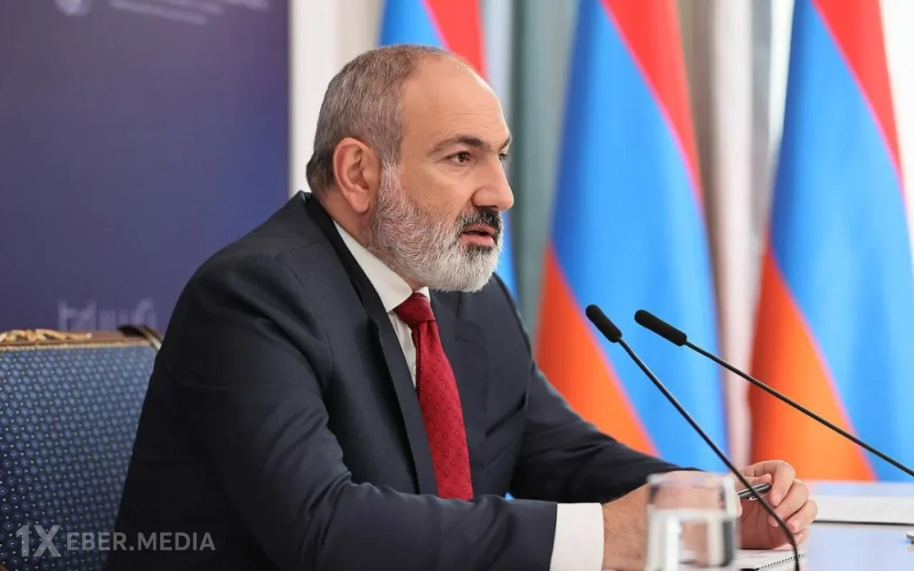 Paşinyan Qarabağla bağlı maddəni Yeni Konstitusiyadan çıxardı