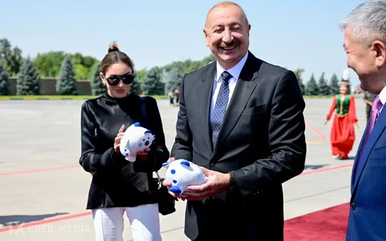 Prezident və birinci xanıma verilən hədiyyə nədir? - Qədim simvol imiş