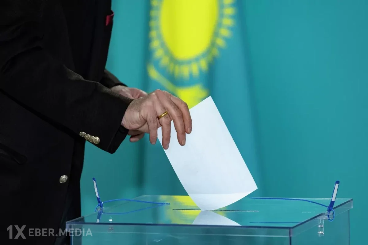 Qazxaxıstanda növbədənkənar parlament seçkiləri keçirilir