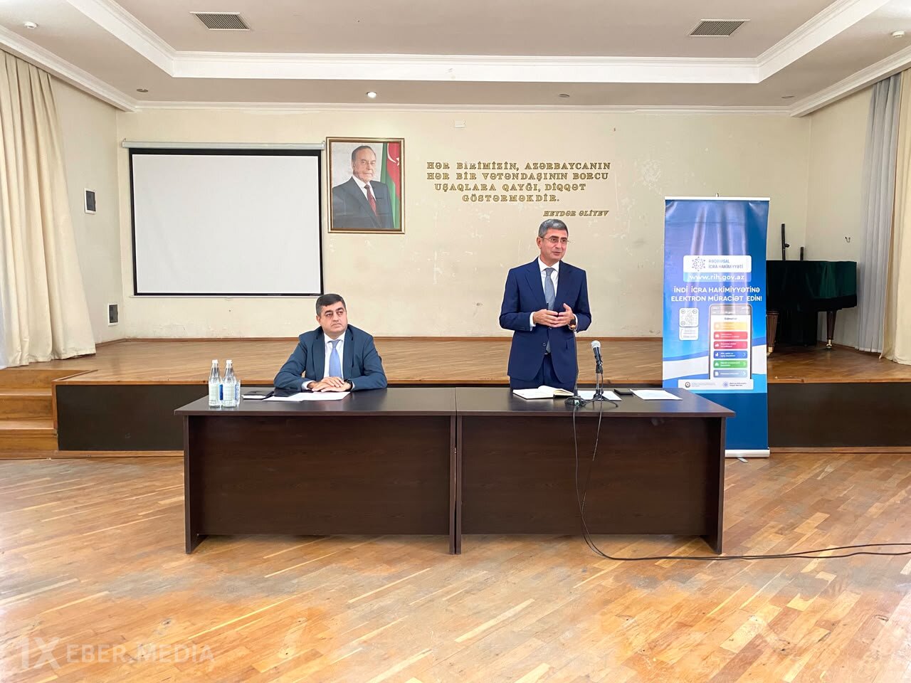 Elşən Salahov Türkan sakinləri ilə görüşdü