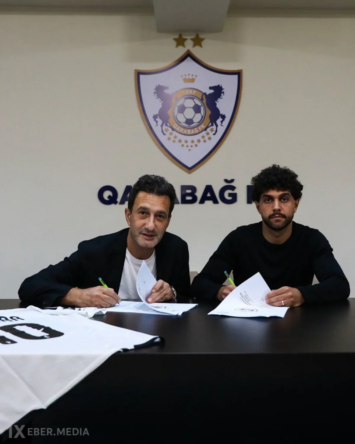"Qarabağ" Dortmund "Borussiya"sının yetirməsi Reda Xadranı transfer edib