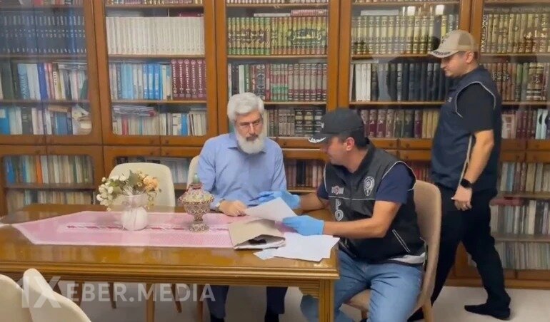 Türkiyədə tanınmış din xadimi və həyat yoldaşı saxlanıldı - Fotolar