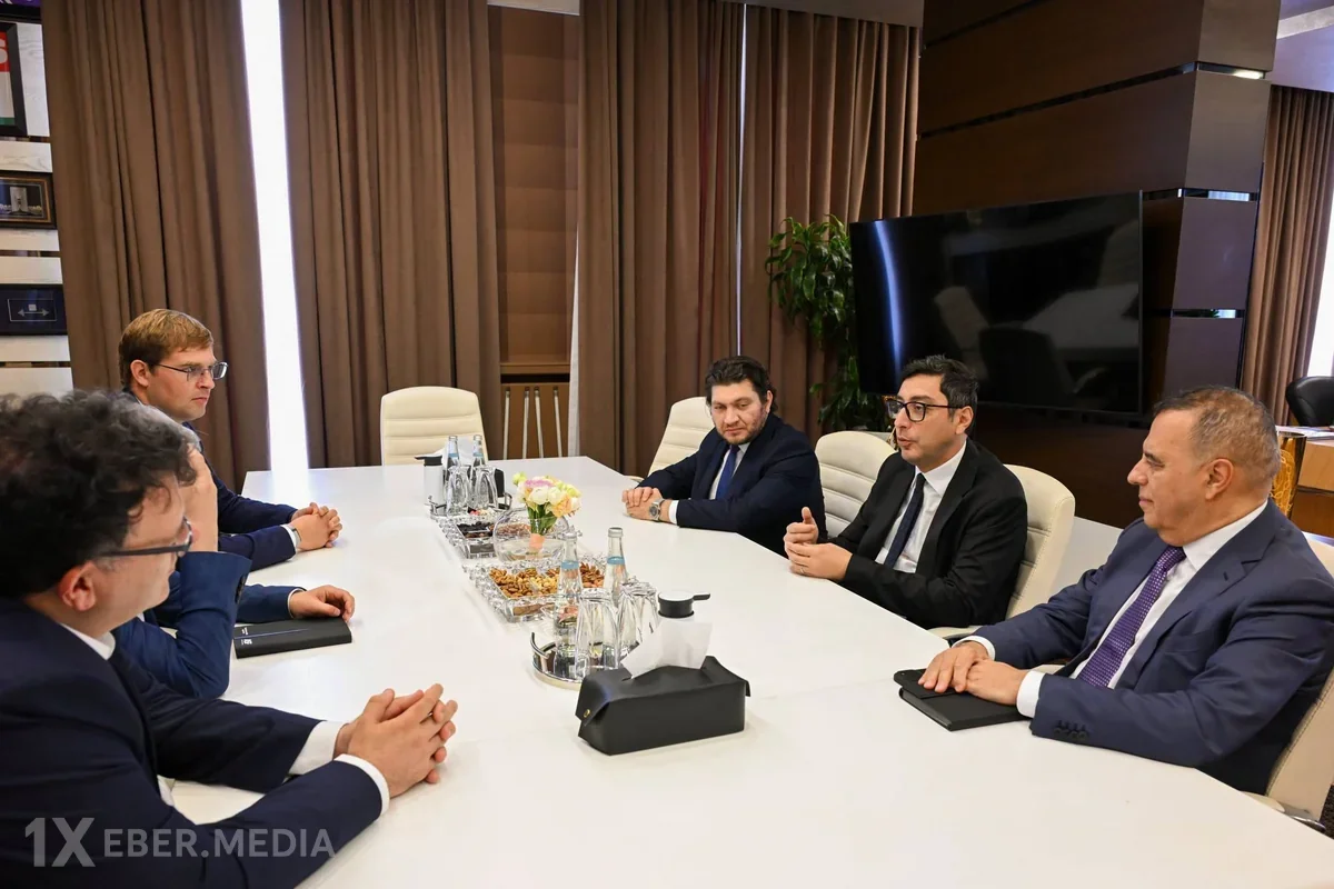 Azərbaycanda şahmatın inkişafı və beynəlxalq əməkdaşlıq müzakirə edilib