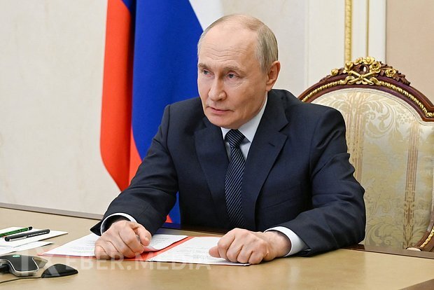 Putin: Büdcə kəsiri 160 milyard rubl olub