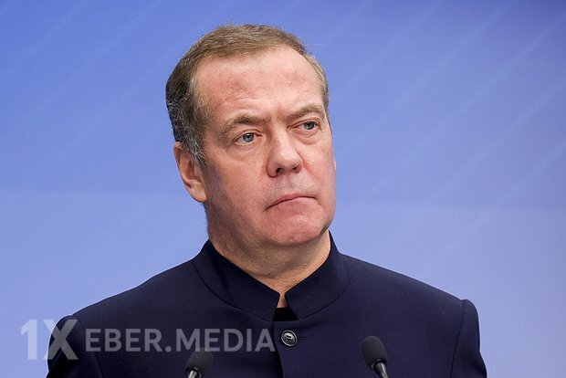 Medvedev Ukraynaya bağlı sərt xəbərdarlıq etdi