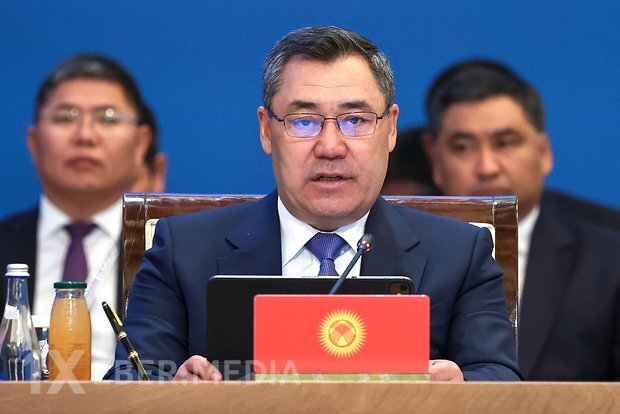 Japarovun hakimiyyəti təhlükədə: çevriliş proqnozu
