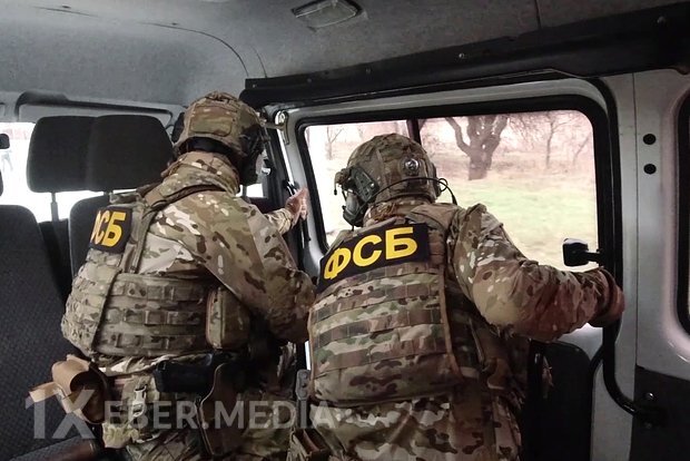 FSB Krımda terror aktı hazırlamaqda şübhəli bilinən şəxslərlə bağlı təfərrüatları açıqlayıb