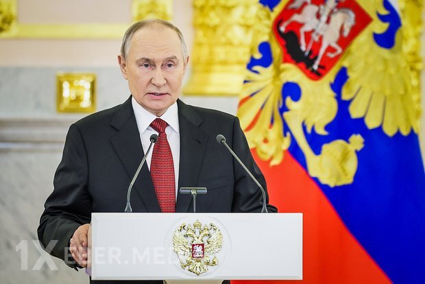 Putin: Rusiya bu gün gələcəyi uğrunda mübarizə aparır