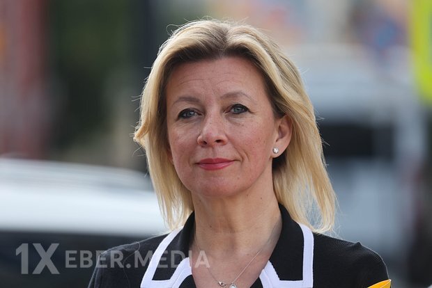 Zaxarova: Rusiya axtarışa verilən jurnalistlərini müdafiə edəcək