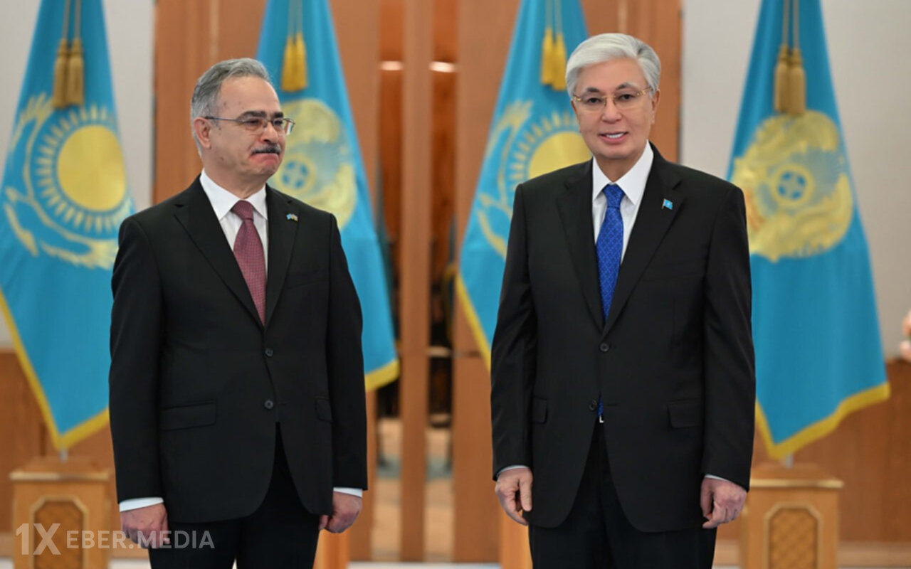 Azərbaycan səfiri etimadnaməsini Qazaxıstan Prezidentinə təqdim etdi - Fotolar