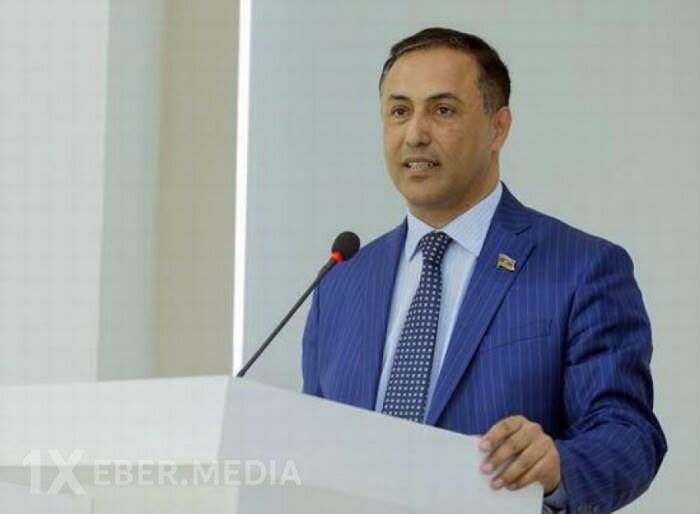 Kartdan-karta ödənişlərə yeni qayda —Ekspert nələrin dəyişəcəyini açıqladı