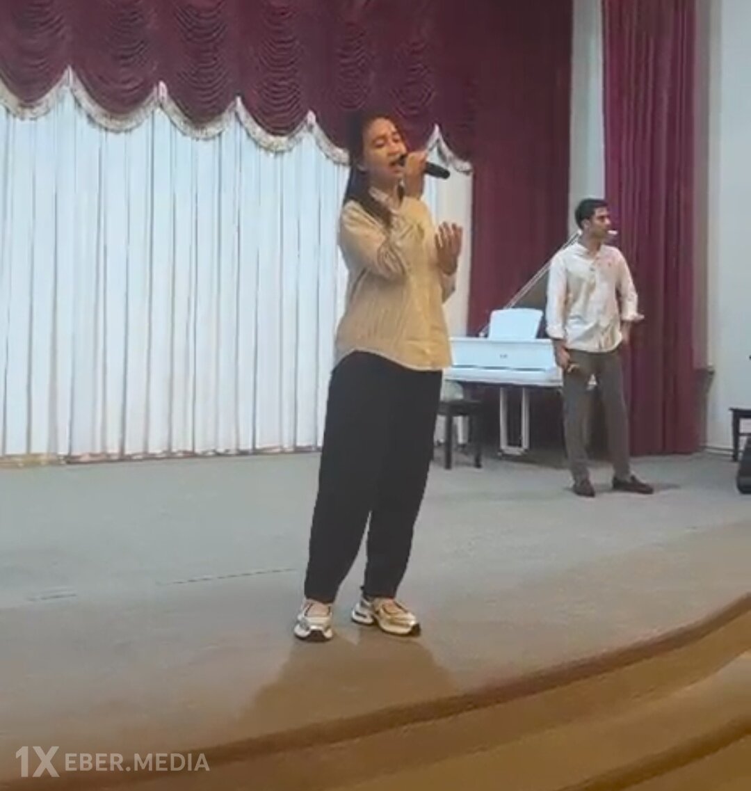 Daşkənddə Heydər Əliyev adına Mədəniyyət Mərkəzində Azərbaycan mahnıları özbək uşaqlarının ifasında-VİDEO