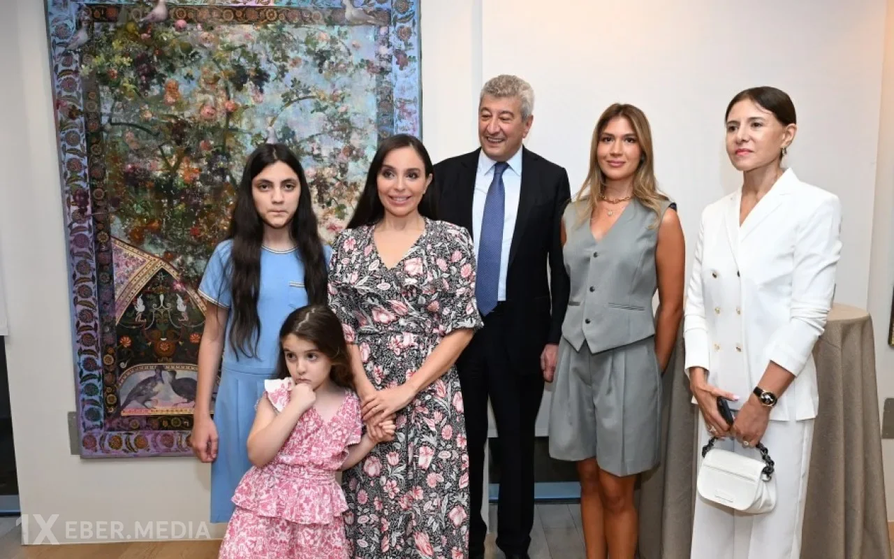 Leyla və Arzu Əliyevalar qızları ilə birlikdə Madriddə - FOTOLAR