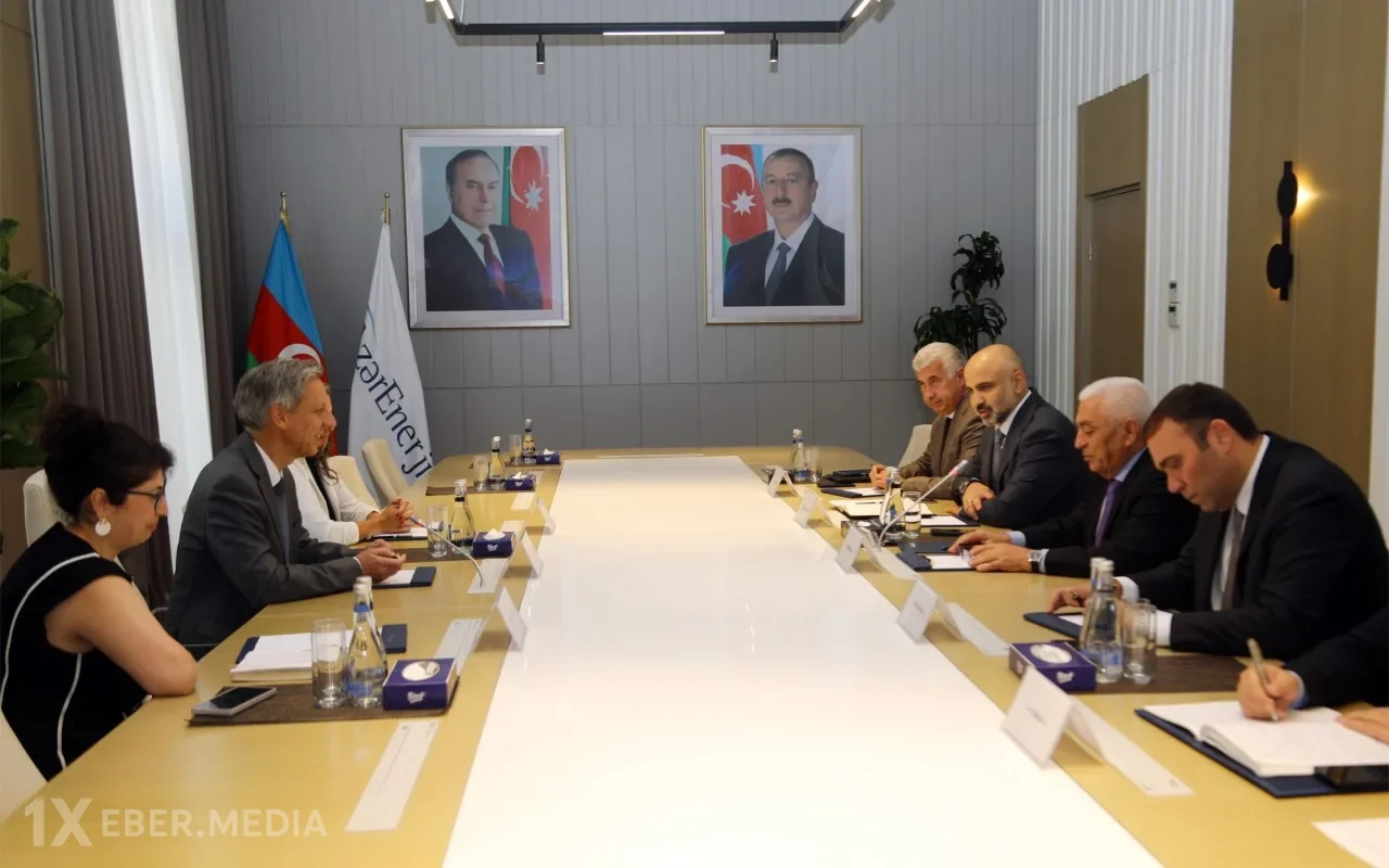 “AzərEnerji” və “TotalEnergies” arasında əməkdaşlıq məsələləri müzakirə olunub