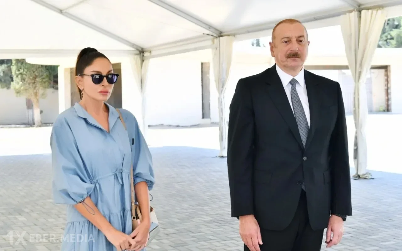 Prezidentlə xanımı Şamaxıda “Nəsimi Bağları” kompleksi ilə tanış oldular