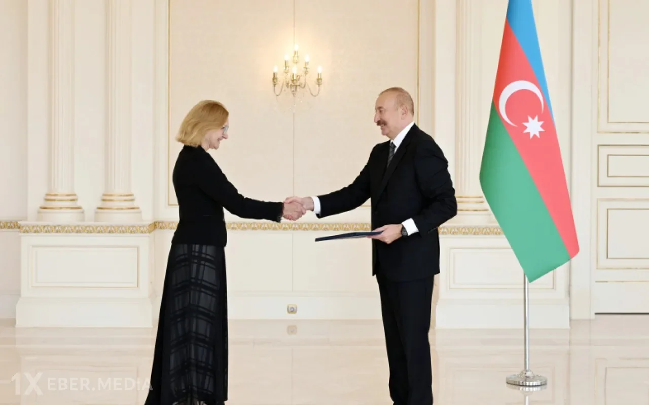 İlham Əliyev Estoniyanın yeni təyin olunmuş səfirini qəbul etdi - FOTOLAR