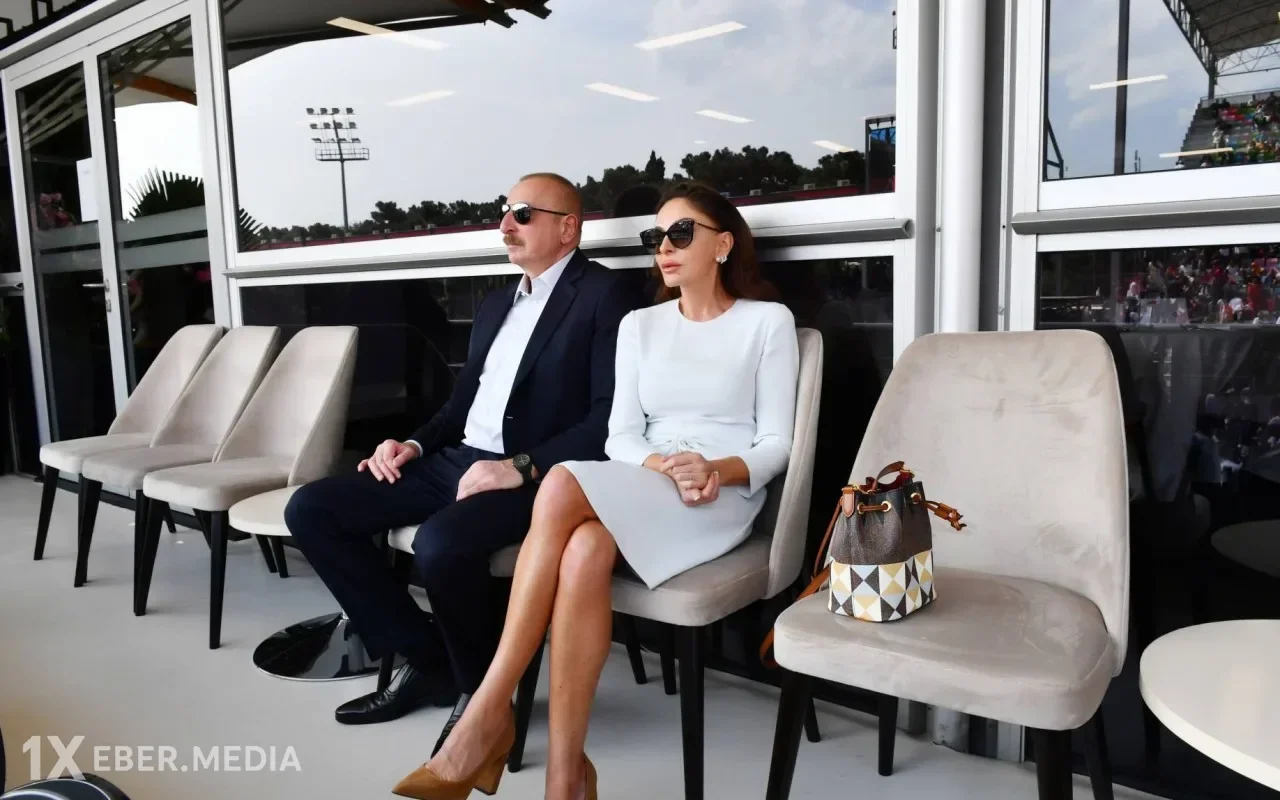 Prezident və birinci xanım "Formula 1"ə baxırlar