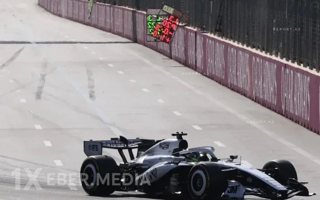 Formula 1-ə görə bağlanan küçələrdə hərəkət bərpa olundu