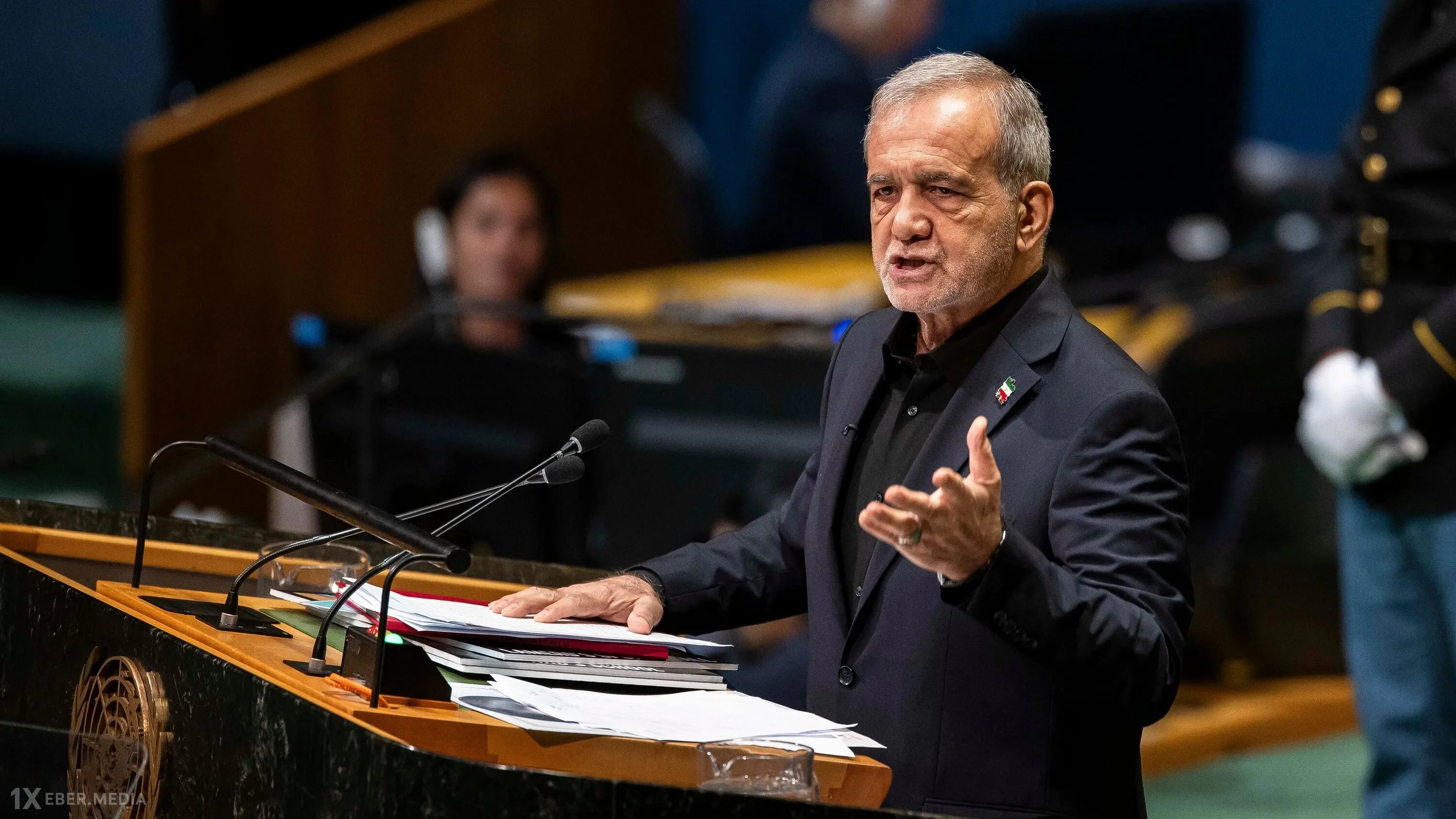 Pezeşkian: “İran rəhbərliyinin günlər ərzində devriləcəyini düşünürdülər”